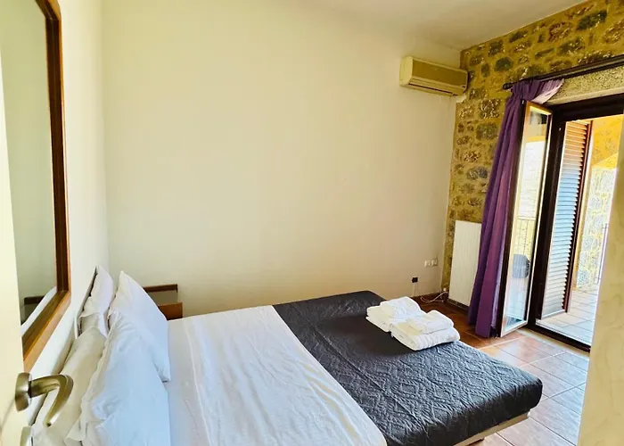 Mani Spot Sunset View *