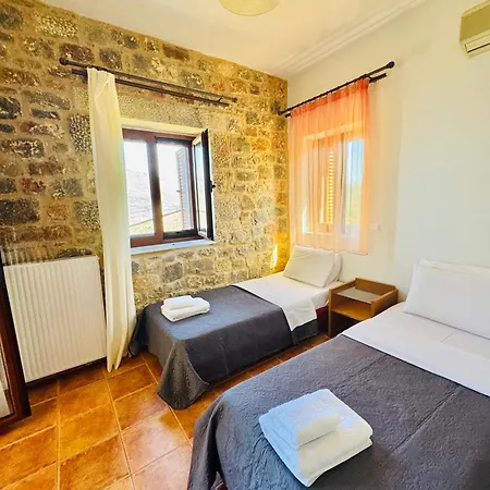 Semesterbostad Mani Spot Sunset View Areopoli